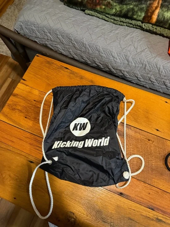 Drawstring bag - Picture 1 of 3